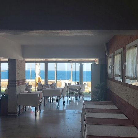 Yenifoca Ersan Hotel Eksteriør bilde